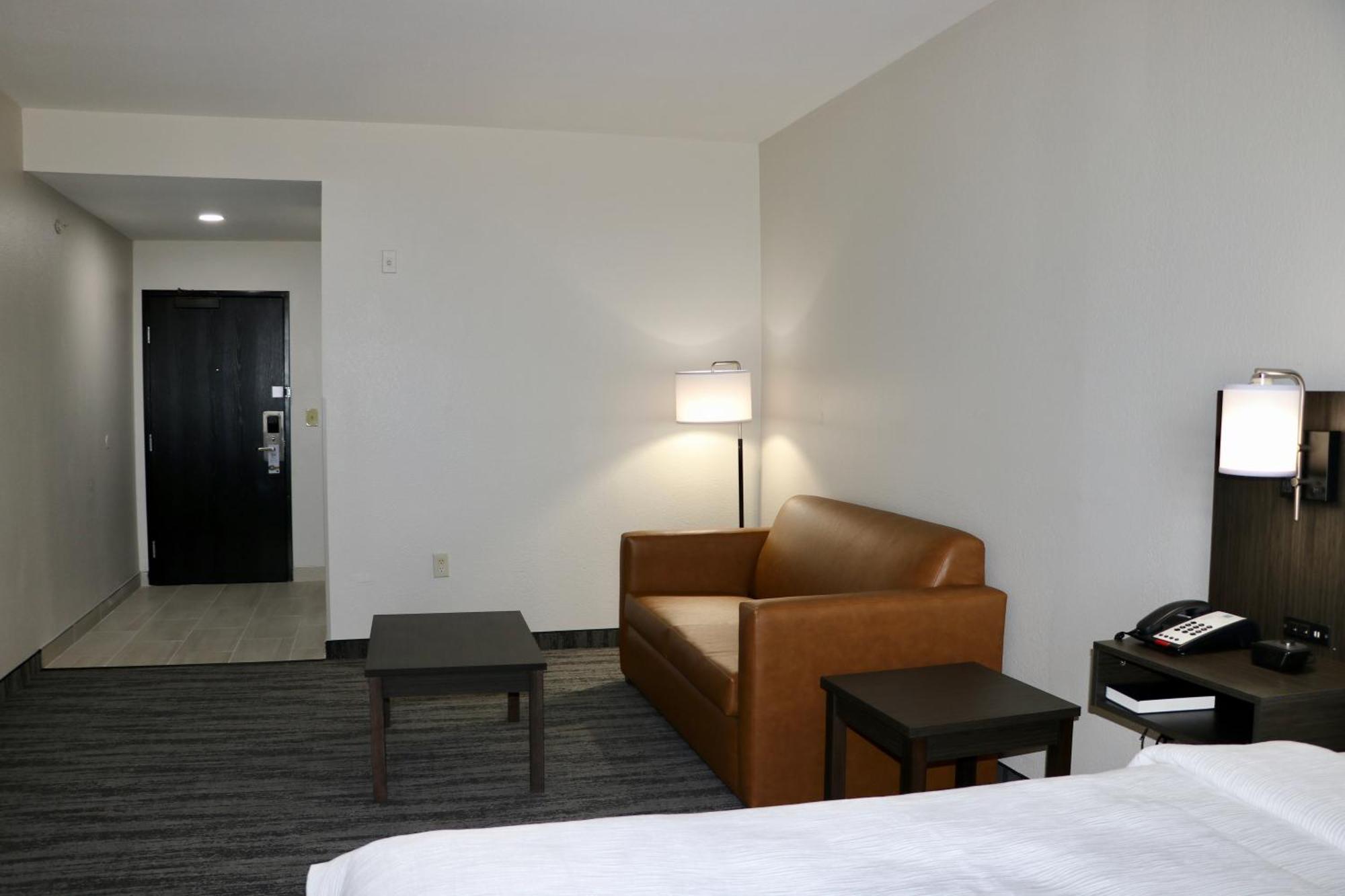 Quality Inn & Suites Buda Esterno foto
